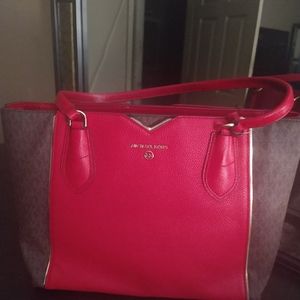 Michael kor purse